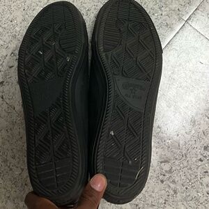 black converse I accept all offers